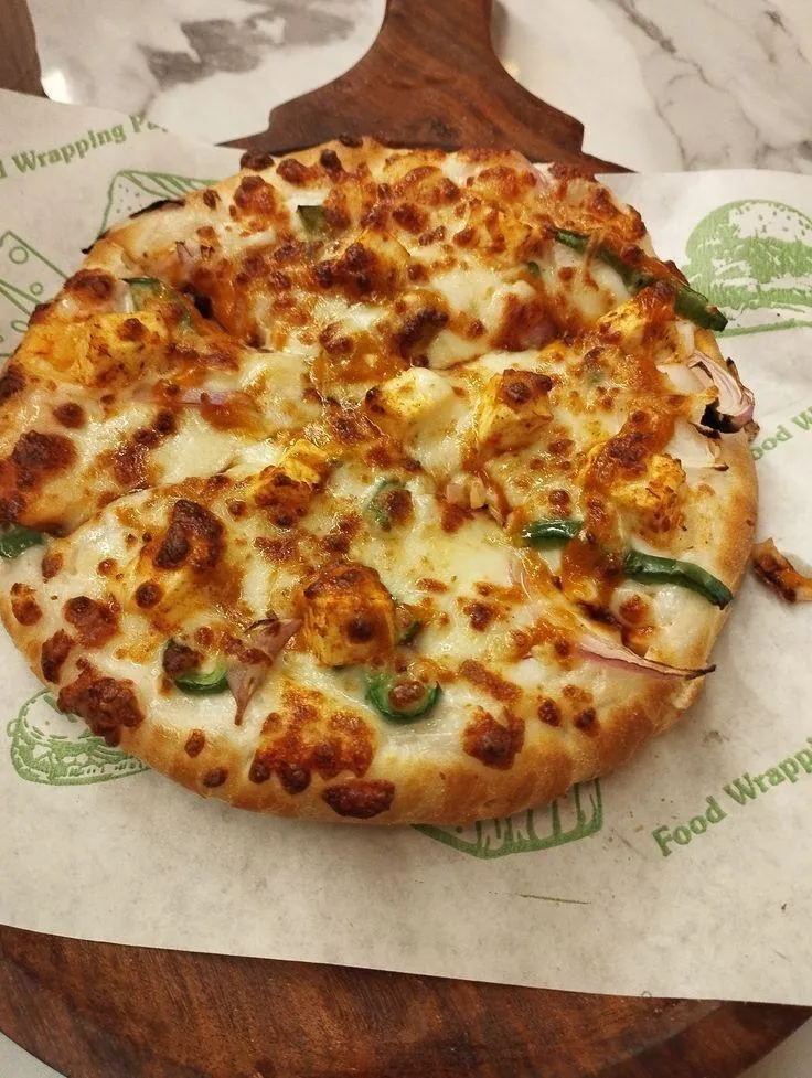 Tandoori Paneer Pizza (Small)