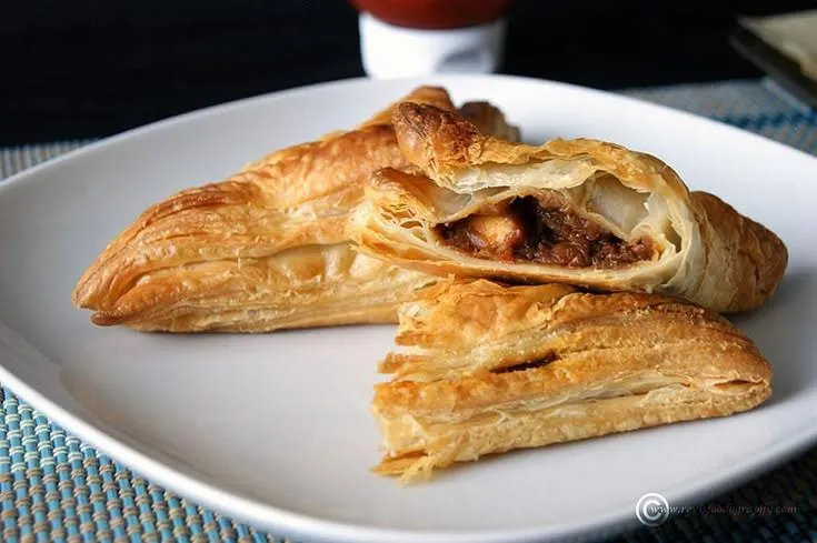 Cheese Paneer Tandoori Puff