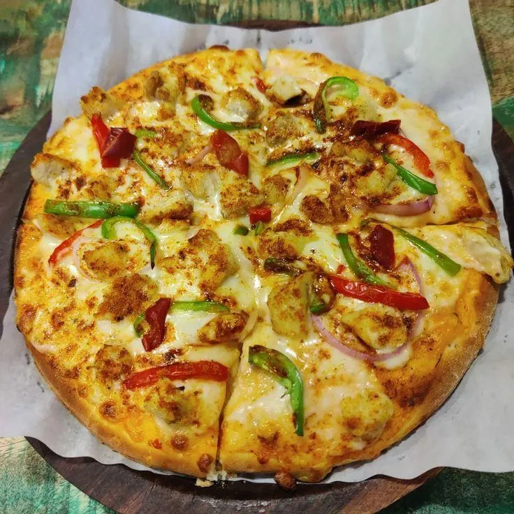 Paneer Tandoori Pizza