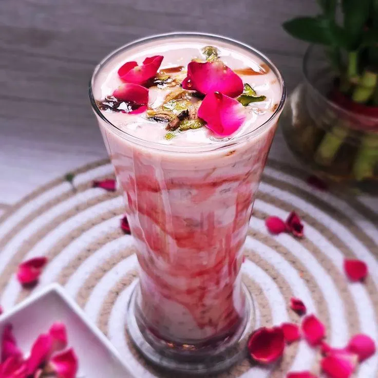 Gulkand Lassi