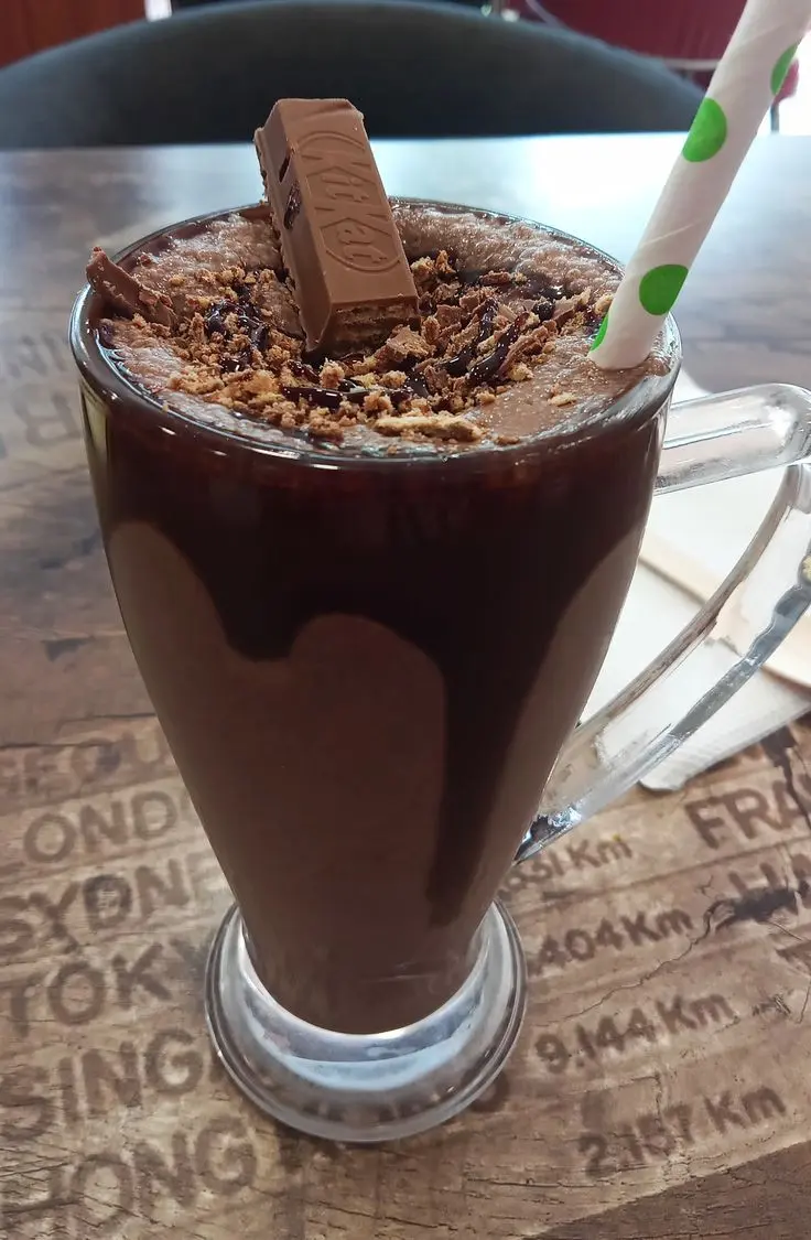 Kit Kat Thick Shake