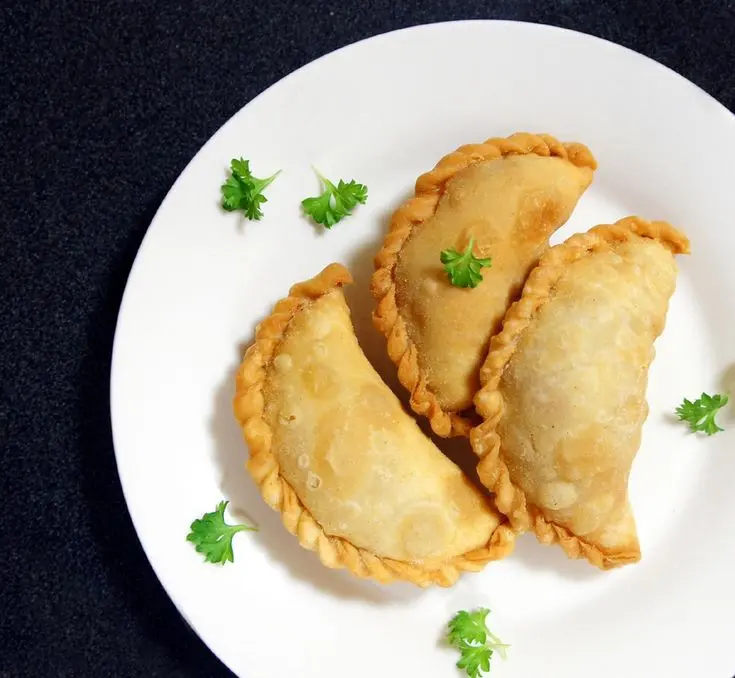 દહીં ઘુઘરા 3 pcs